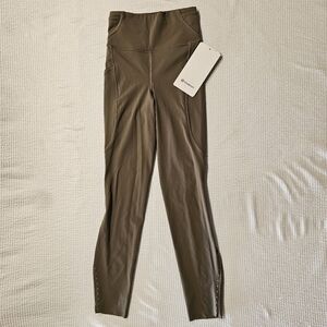 Lululemon Fast And Free High-Rise Tight 25” Pockets Color: Nomad size 0